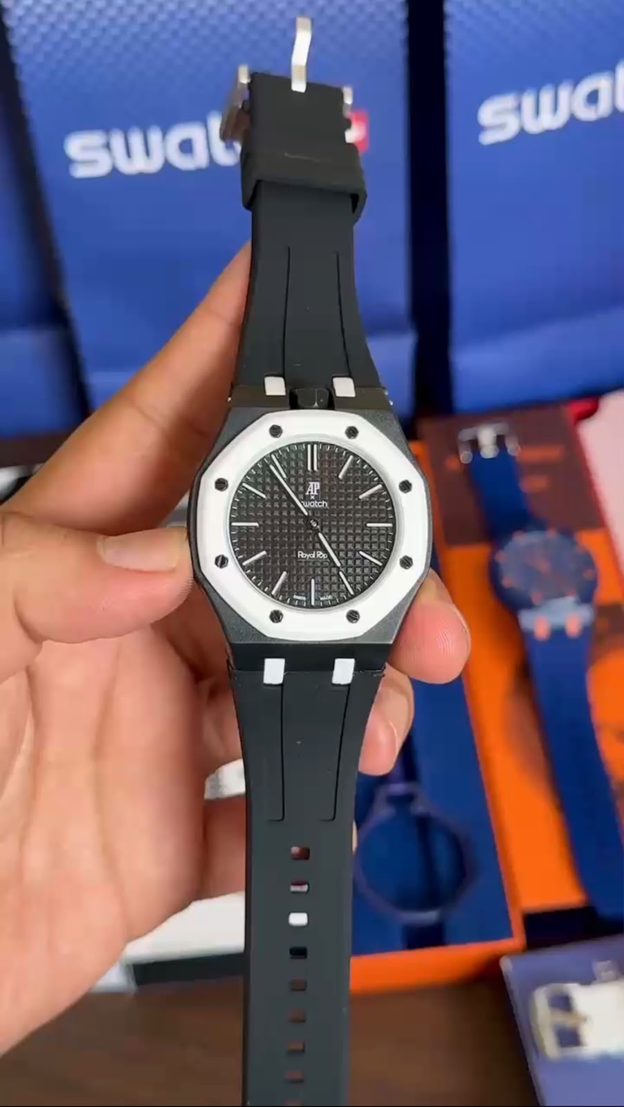 AP x Swatch Royal Pop Watch With Case & Strap-OCHO  NEGRO